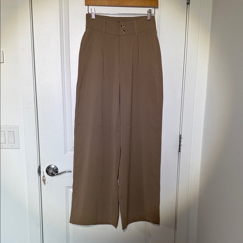 Women's Tan Trousers